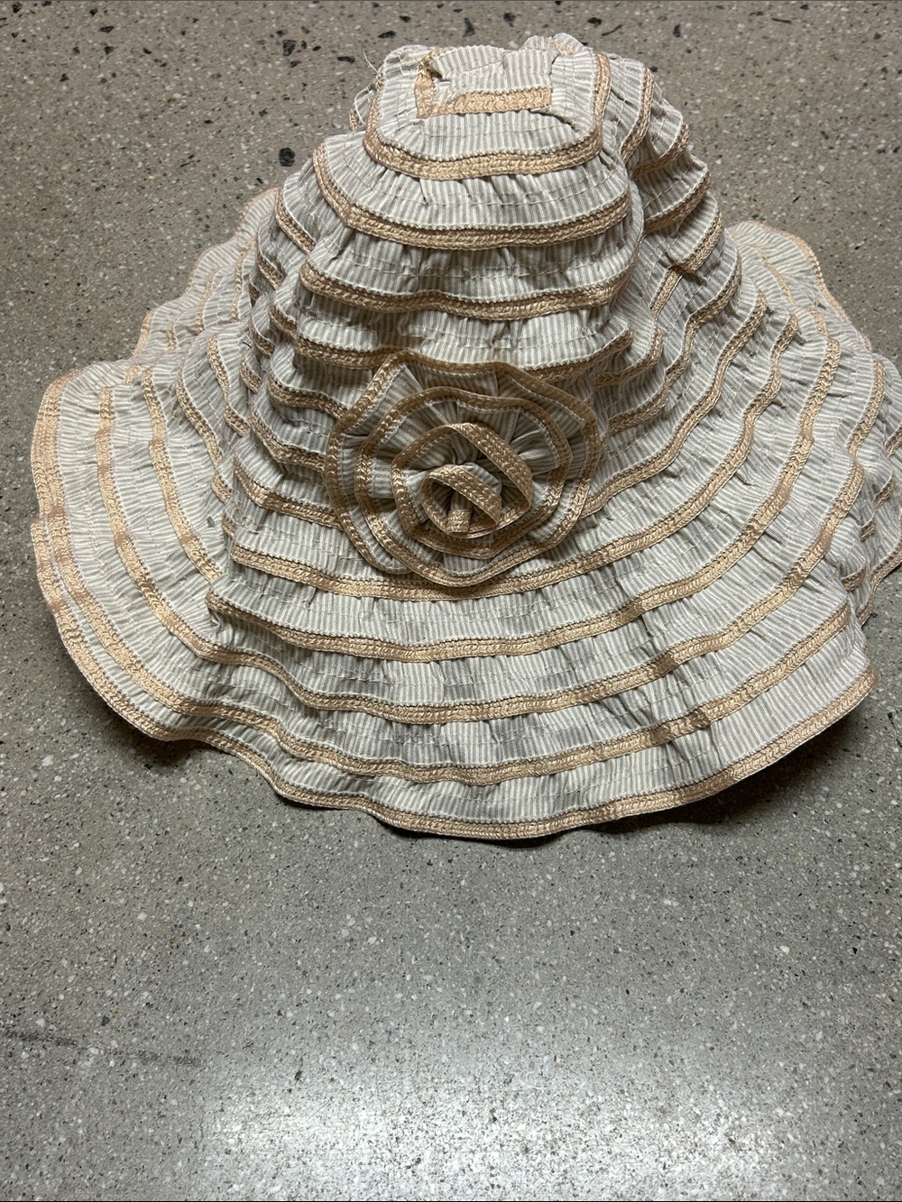 Women’s Cream Sun Hat with Gold Trim - Elegant Floral Accent